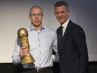 KR og Njarðvík hljóta Drago stytturnar - Stjarnan fær Kvennabikarinn