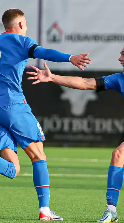 Ellefu landsleikir í mars