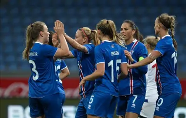 A kvenna - Ísland mætir Þýskalandi á laugardag