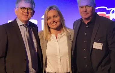 Guðrún Inga Sívertsen og Vignir Már Þormóðsson sæmd gullmerki ÍSÍ