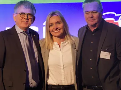 Guðrún Inga Sívertsen og Vignir Már Þormóðsson sæmd gullmerki ÍSÍ