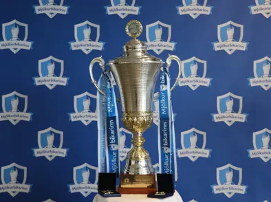 Heiðursgestir á úrslitaleik Mjólkurbikars kvenna