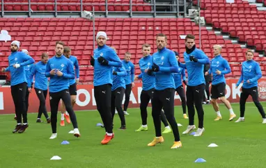 Breytingar á hópnum gegn Englandi