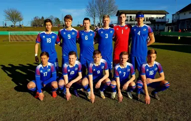 U17 karla - 2-1 sigur gegn Slóveníu