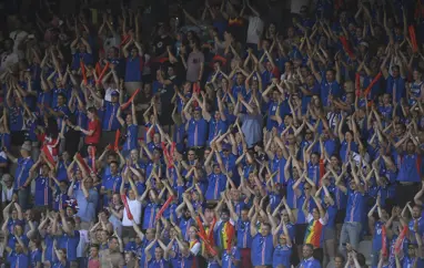 A kvenna - Miðasala á leik Íslands og Slóveníu hefst klukkan 12:00 í dag