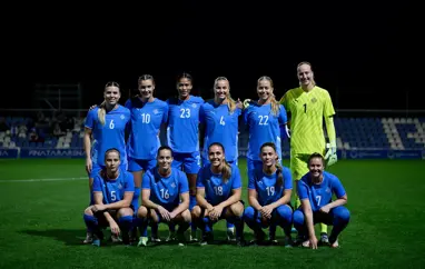 Ísland mætir Danmörku á mánudag