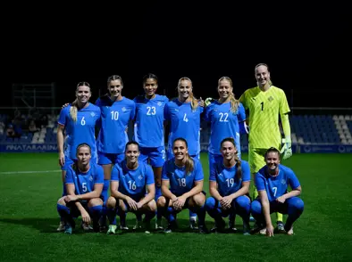 Ísland mætir Danmörku á mánudag