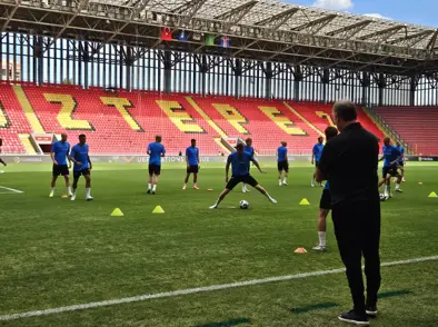 Mæta Tyrkjum á mánudag