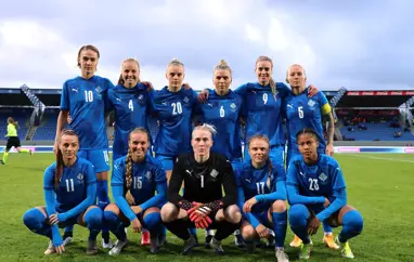 0-2 tap gegn Hollandi