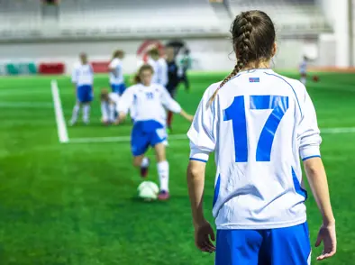 Hvert er samfélagslegt virði íslenskrar knattspyrnu?