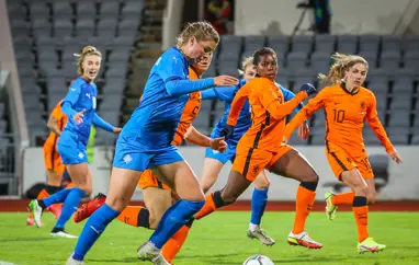 A kvenna - UEFA tvöfaldar verðlaunafé vegna EM 2022