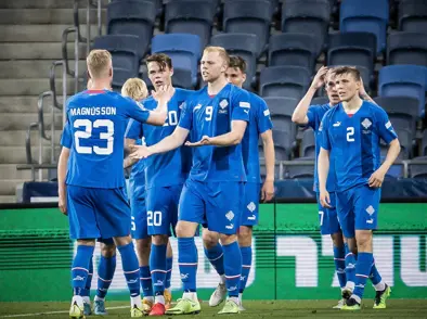 A karla mætir Albaníu á mánudag