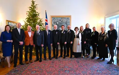 Sæmd heiðursmerki hinnar íslensku fálkaorðu