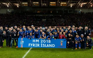 Afhending miða á vináttulandsleiki Íslands í júní fyrir handhafa A og DE skírteina