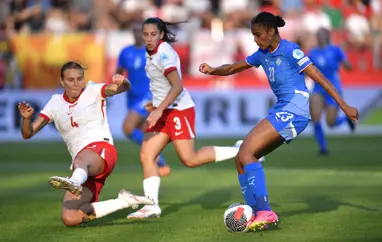 EIns marks sigur í Póllandi