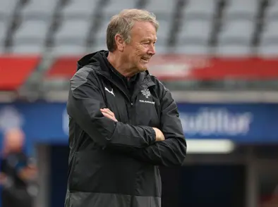 Samningur Åge Hareide framlengdur