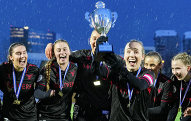 Valur vann í Meistarakeppni kvenna