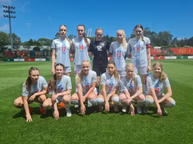 U15 kvenna - 2-1 sigur gegn Portúgal