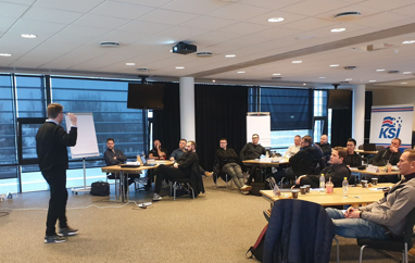 Fyrsta UEFA Pro þjálfaranámskeiðið á Íslandi farið af stað